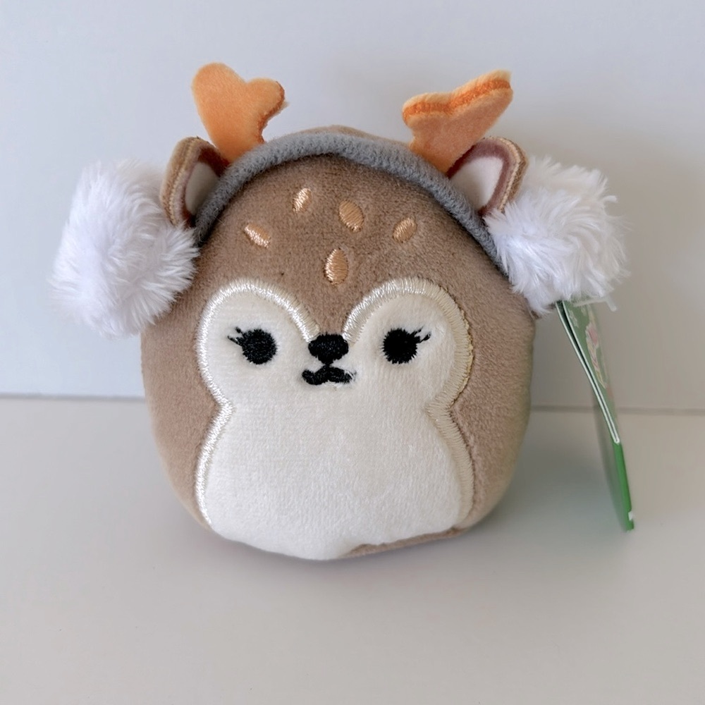 Dawn the deer micromallow
